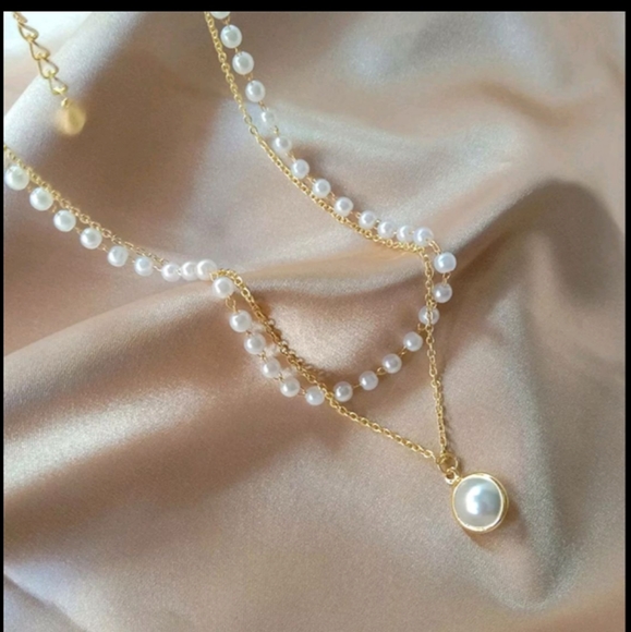 NEW KPOP PEARL GOLD CLAVICLE CHAIN CHOCKER DOUBLE LAYER MULTI-LAYER NECKLACE - Picture 3 of 4